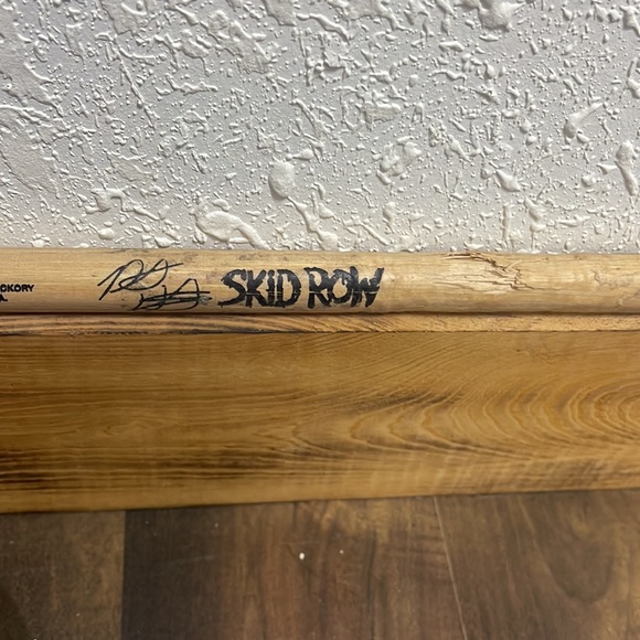 Collectible ‘Skid Row’ Drum Stick - From Concert 🎶 - Picture 3 of 3